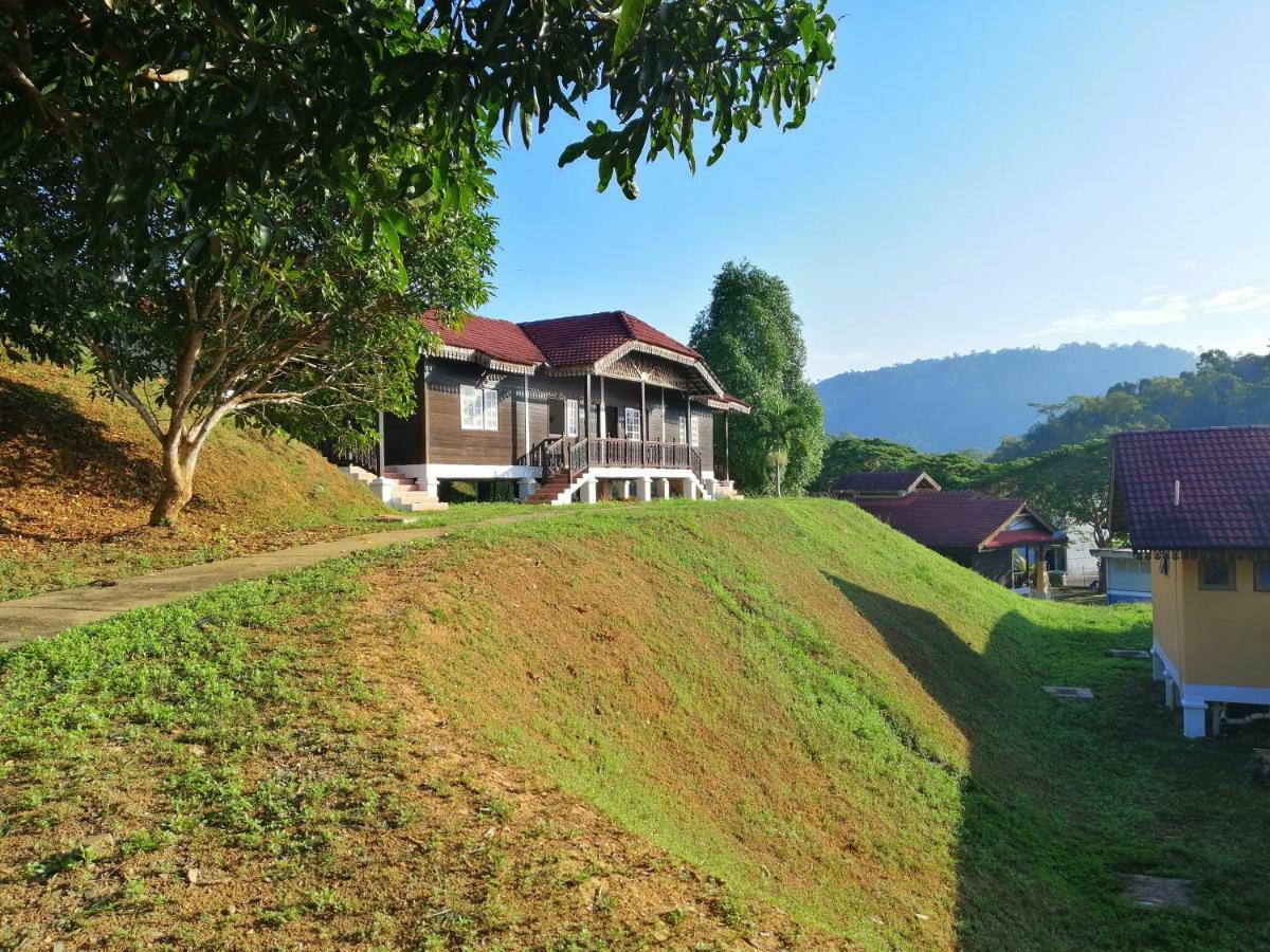 Asiacamp Taman Negara Resort Куала Тахан Екстериор снимка