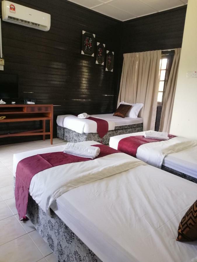 Asiacamp Taman Negara Resort Куала Тахан Екстериор снимка